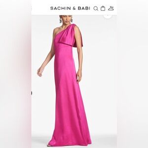 New, never worn, Sachin & Babi Chelsea floor length gown. Missed return cutoff.